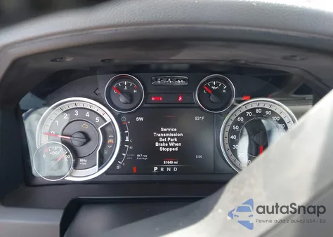 2017 Ram 1500 Big Horn 4X4 5'7 Box z USA, uszkodzony, nr VIN 1C6RR7LM4HS882771